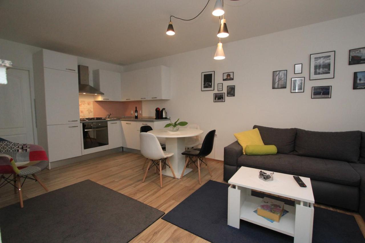 Gospic Riverside Apartment Exteriér fotografie